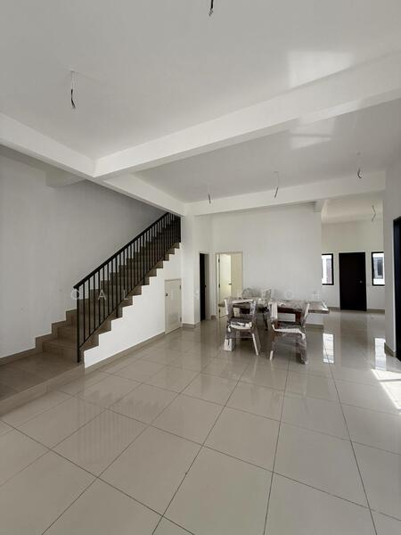 Rumah Teres 2 Tingkat untuk Dijual di Bandar Cassia (Batu Kawan) - Calvin Keoh - Living Room - PropertyGuru.com.my