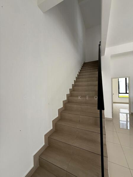 Rumah Teres 2 Tingkat untuk Dijual di Bandar Cassia (Batu Kawan) - Calvin Keoh - Entrance - PropertyGuru.com.my
