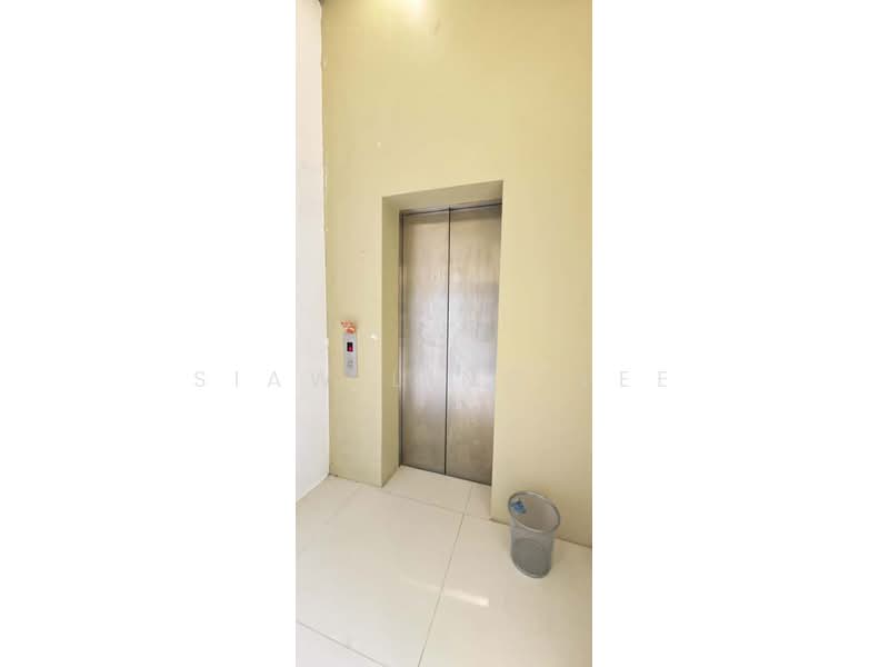 Semi-D Factory for Sale in Kuching (Sarawak) - Siaw Ling Lee - Corridor - PropertyGuru.com.my