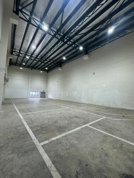For Rent - FACTORY RENT AT BATU KAWAN VALDOR GOLDEN GATE WAY 7000 SQFT VIEW TO OFFER