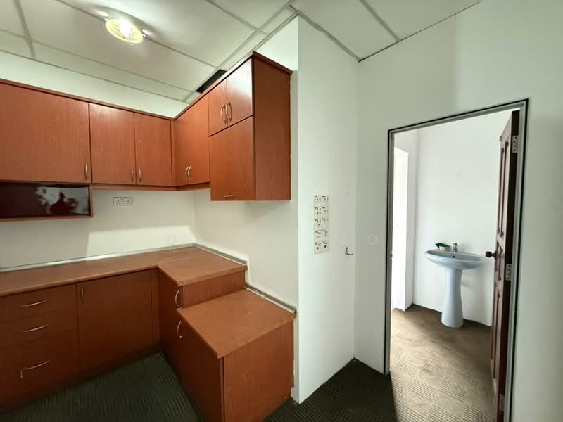 Pejabat untuk Disewa di Ampang Hilir (Ampang) - David Lao - Kitchen - PropertyGuru.com.my