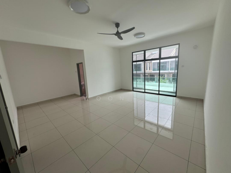 Rumah Teres 2 Tingkat untuk Disewa di Tanjong Minyak (Melaka) - Woon . - Living Room - PropertyGuru.com.my