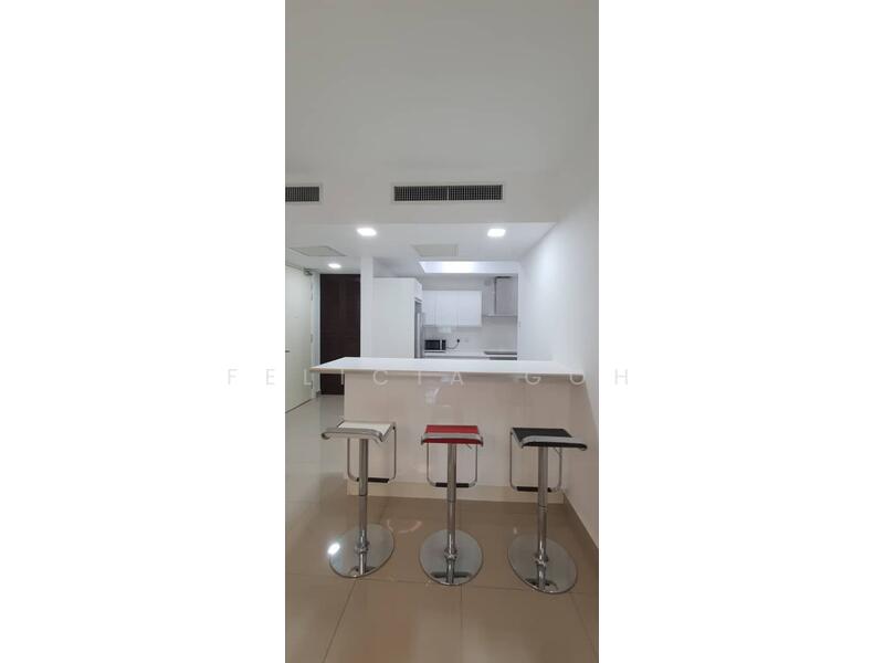 Kediaman Servis untuk Disewa di Solaris Dutamas - Felicia Goh - Bar counter - PropertyGuru.com.my