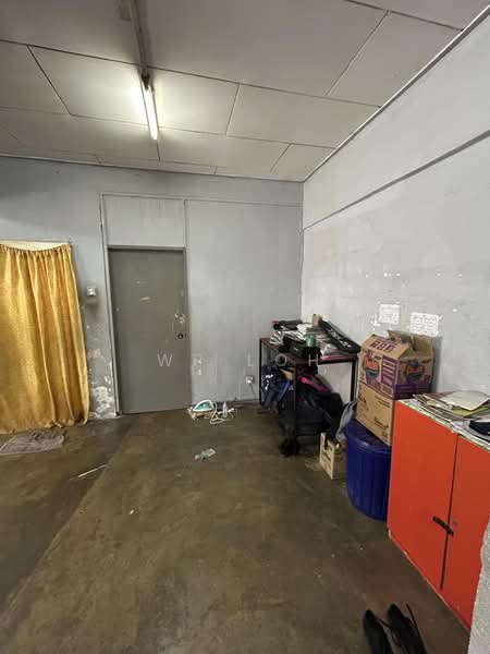 Flat for Sale at Subang Perdana Goodyear Court 8 - WP Loh - Interior - PropertyGuru.com.my
