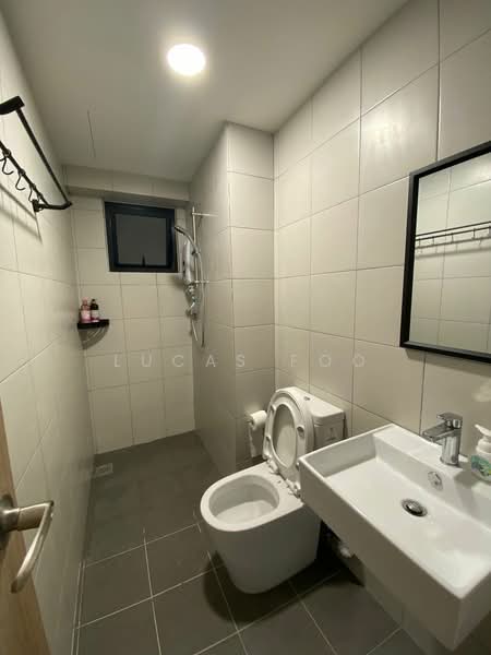 Kondominium untuk Disewa di Granito - Lucas Foo - Bathroom - PropertyGuru.com.my
