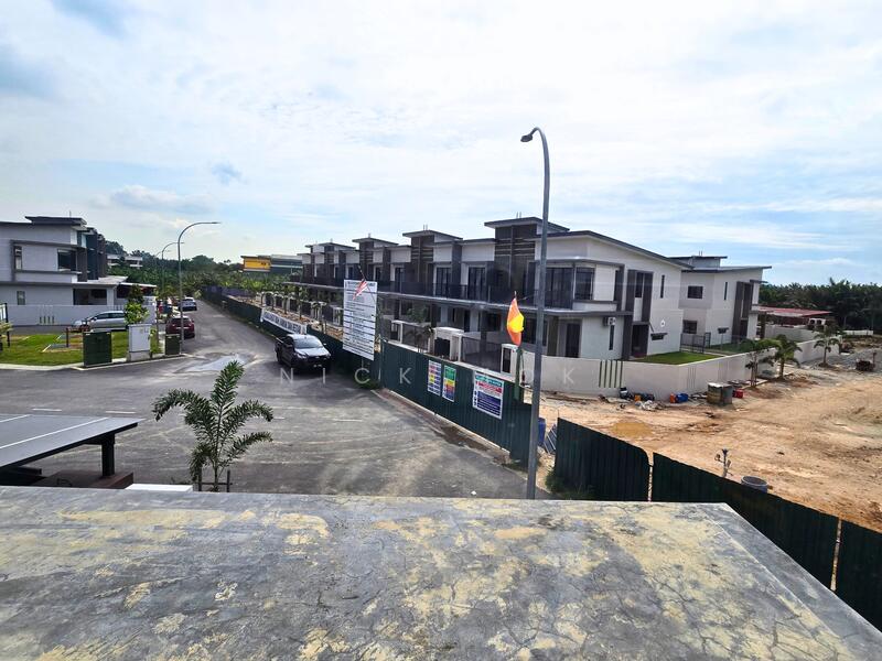 Rumah Teres 2 Tingkat untuk Dijual di Kampung Jenjarom (Jenjarom) - Nick Mok - Exterior - PropertyGuru.com.my