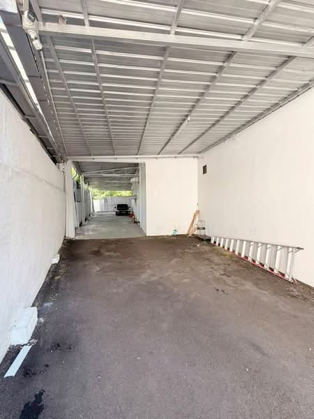 Untuk Dijual - 2 Storey Showroom / Commercial property / Warehouse / Office Space/Retail Space KL City,Kuala Lumpur