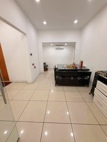 Untuk Dijual - 2 Storey Showroom / Commercial property / Warehouse / Office Space/Retail Space KL City,Kuala Lumpur