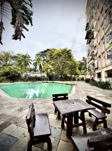 Bayu Emas Apartments - 1