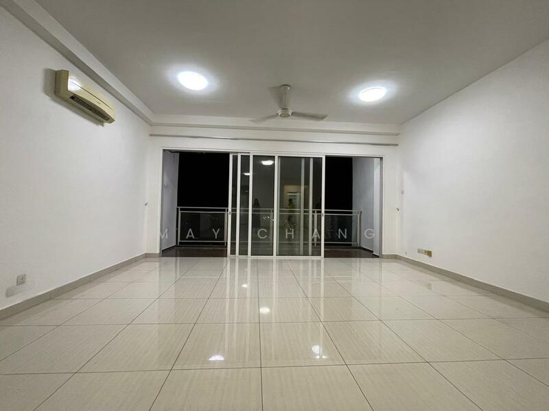 Kondominium untuk Dijual di Damansara Foresta - May Chang - Living Room - PropertyGuru.com.my