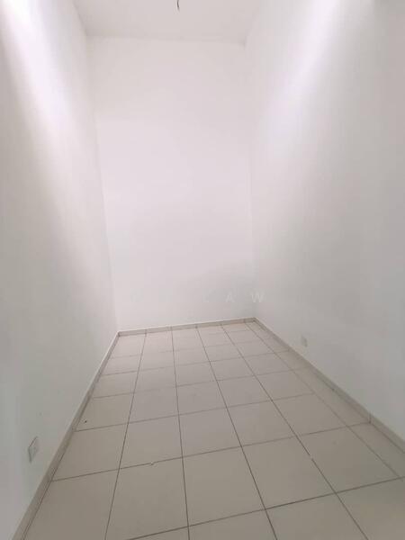 2-storey Terraced House for Sale in Setia Ecohill (Semenyih) - CK Law - Interior - PropertyGuru.com.my