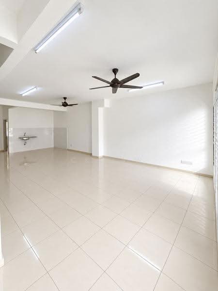 Rumah Teres 2-Tingkat untuk Dijual di Setia Ecohill (Semenyih) - CK Law - Living Room - PropertyGuru.com.my