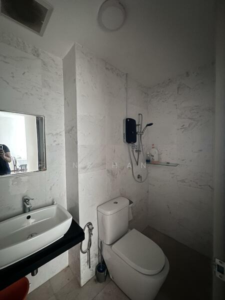 Condominium for Sale at Silverscape Residences - NS Han - Bathroom - PropertyGuru.com.my
