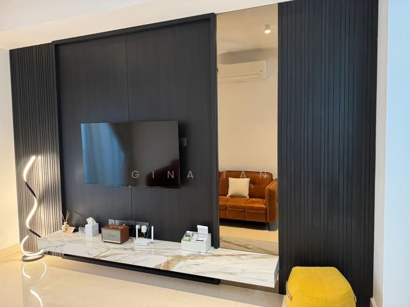 Servis Apartment untuk Disewa di Marriott Residence @ Gurney - Gina Tan - Living Room - PropertyGuru.com.my