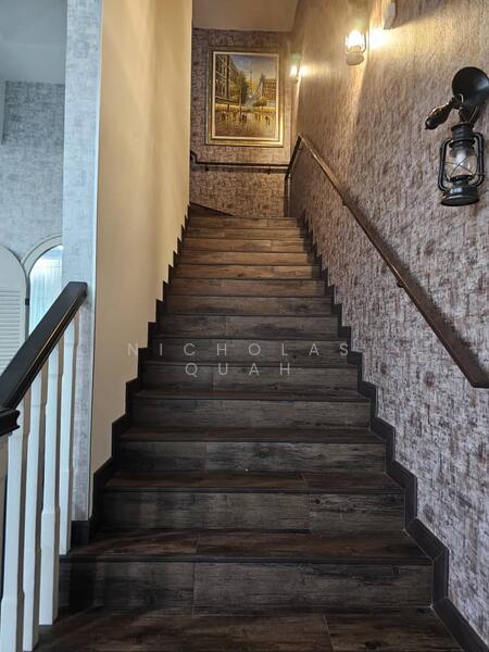 3-storey Terraced House for Sale in Bandar Nusaputra (Puchong) - Nicholas Quah - Corridor - PropertyGuru.com.my