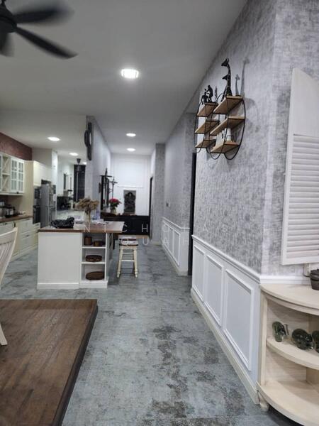 3-storey Terraced House for Sale in Bandar Nusaputra (Puchong) - Nicholas Quah - Kitchen - PropertyGuru.com.my