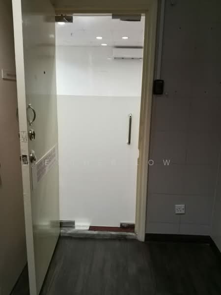 Office for Rent in Damansara Intan (Petaling Jaya) - Esther Low - Corridor - PropertyGuru.com.my