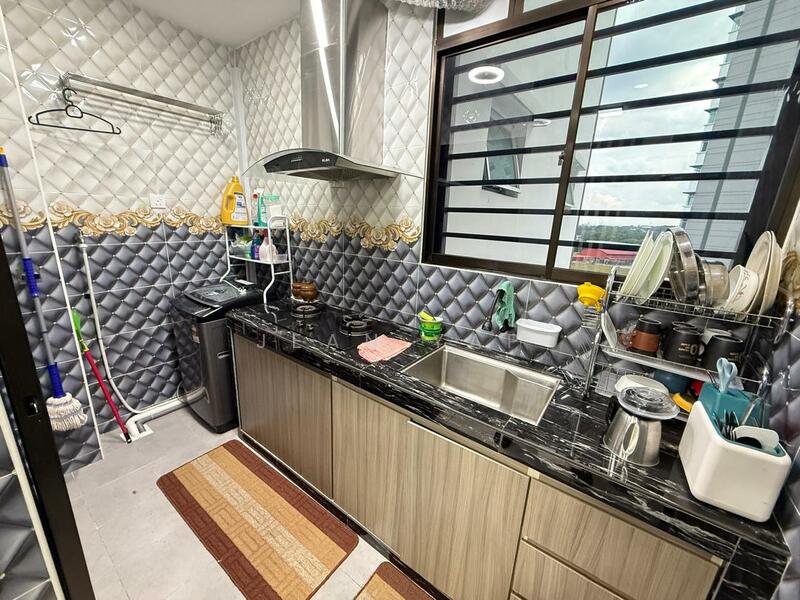 Untuk Disewa - Amber Height