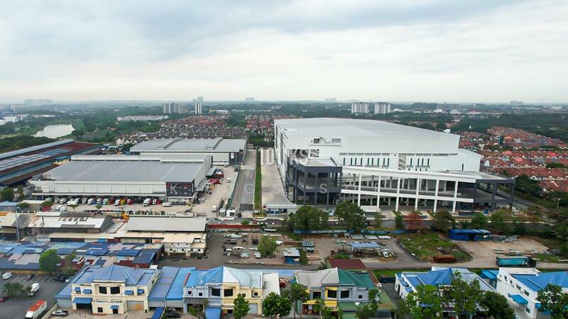 For Rent - Mega Warehouse, Seksyen 33, Shah Alam, Kota Kemuning, near KESAS Highway