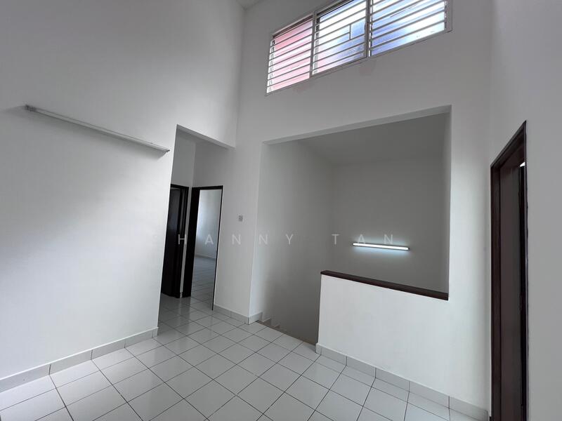 2-storey Terraced House for Sale in Bandar Sungai Long (Selangor) - Shanny Tan - Corridor - PropertyGuru.com.my