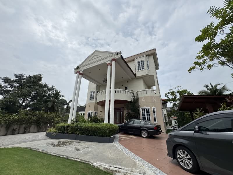 Bungalow House untuk Disewa di Country Heights (Kajang) - David Tan - PropertyGuru.com.my