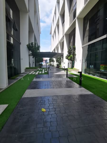 Shop / Office for Rent in Taman Sains Selangor (Kota Damansara) - Alex Chong - Exterior - PropertyGuru.com.my