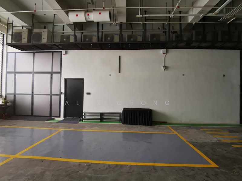 Shop / Office for Rent in Taman Sains Selangor (Kota Damansara) - Alex Chong - Car Park - PropertyGuru.com.my