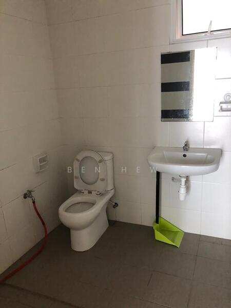 Imperial Residences untuk Untuk Dijual - RM 550,000, Feb 2026 - Bathroom - PropertyGuru.com.my