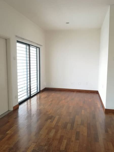 Townhouse for Sale in 16 Sierra (Puchong) - Jeanne Hor - Master bedroom - PropertyGuru.com.my