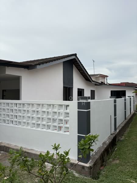 Terraced House for Sale in Ujong Pasir (Melaka) - De Costa Timothy - Exterior - PropertyGuru.com.my