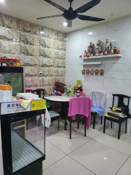Rumah Kluster untuk Dijual di Skudai (Johor) - Endy Law Law - Dining Room - PropertyGuru.com.my