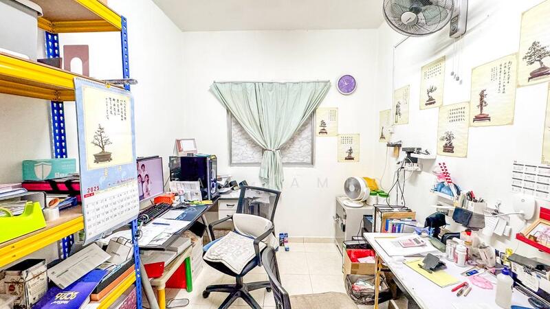 For Sale - Ketumbar Hill