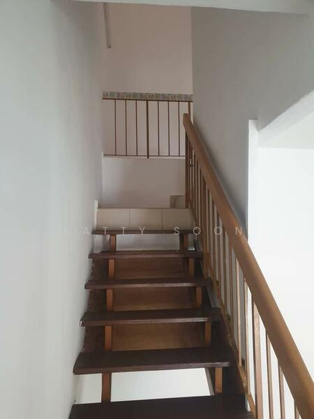 Rumah Teres 2-Tingkat untuk Dijual di Puchong (Selangor) - Katty Soon - Corridor - PropertyGuru.com.my