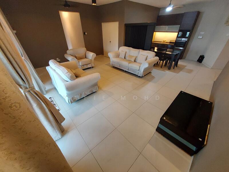 Serin Residency untuk Untuk Disewa - RM 3,200 /bulan, Mac 2026 - Living Room - PropertyGuru.com.my
