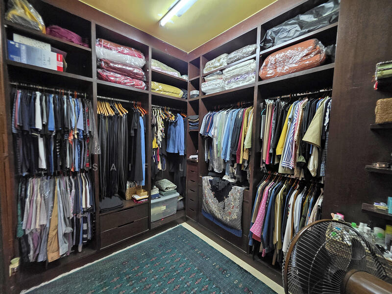 Closet