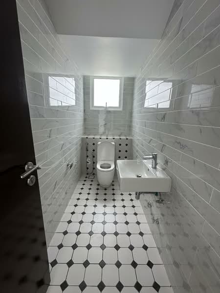 Bungalow for Sale in Setia Eco Park (Setia Alam) - Jess Tee - Bathroom - PropertyGuru.com.my