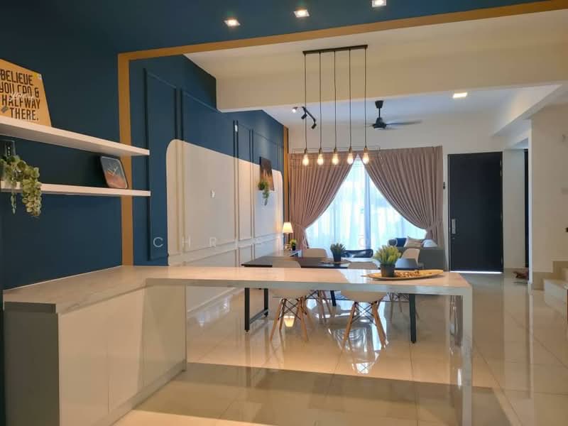 Rumah Teres 2 Tingkat untuk Dijual di Semenyih (Selangor) - Chris Choo - Living Room - PropertyGuru.com.my