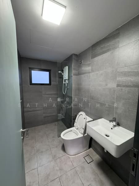 Kondominium untuk Disewa di Arinna - Arran Sathananthar - Bathroom - PropertyGuru.com.my
