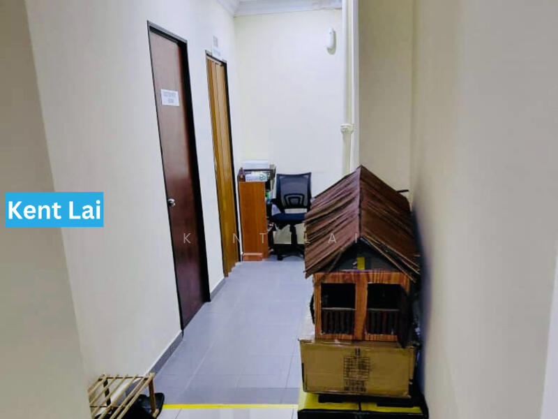 Shop for Sale in George Town (Penang) - Kent Lai - Corridor - PropertyGuru.com.my