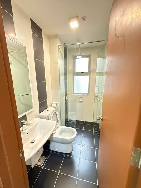 2-storey Terraced House for Sale in Denai Alam (Shah Alam) - Ka Ee - Bathroom - PropertyGuru.com.my