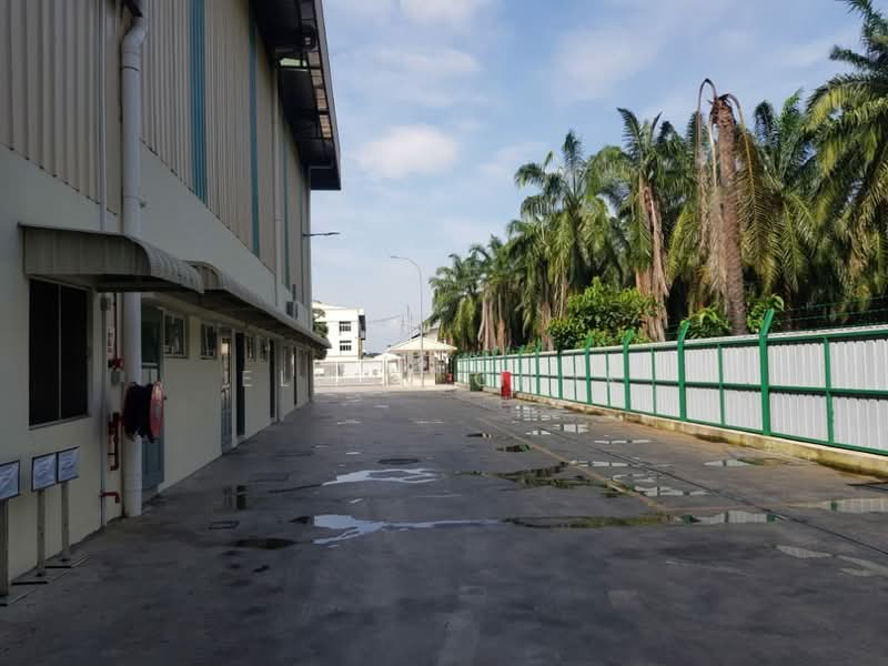 Warehouse for Sale in Jalan Meru, Batu 5 1/2 (Kapar) - Elwin Chok - Exterior - PropertyGuru.com.my