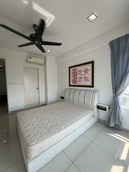Condominium for Sale at Ocean View Residences - Gladys Kock - Bedroom - PropertyGuru.com.my