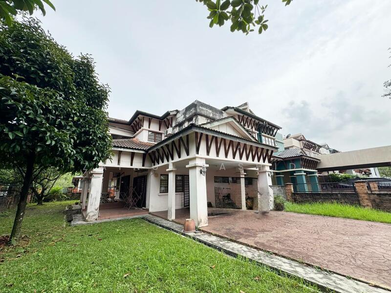 2-storey Terraced House for Sale in Bukit Jelutong (Shah Alam) - Zainul Rashid - Exterior - PropertyGuru.com.my