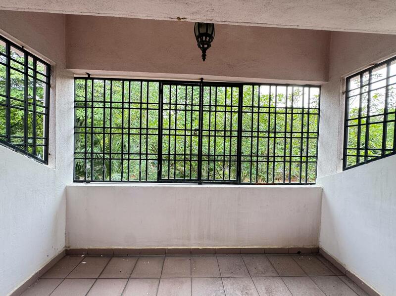 2-storey Terraced House for Sale in Bukit Jelutong (Shah Alam) - Zainul Rashid - Balcony - PropertyGuru.com.my