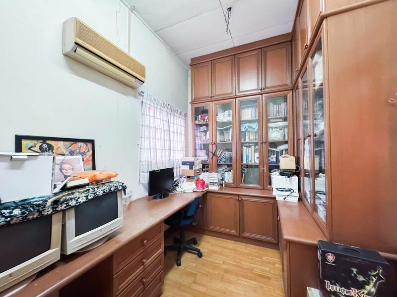 2-storey Terraced House for Sale in Bukit Jelutong (Shah Alam) - Zainul Rashid - Study - PropertyGuru.com.my