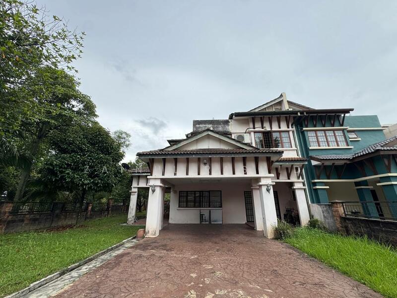 2-storey Terraced House for Sale in Bukit Jelutong (Shah Alam) - Zainul Rashid - Exterior - PropertyGuru.com.my