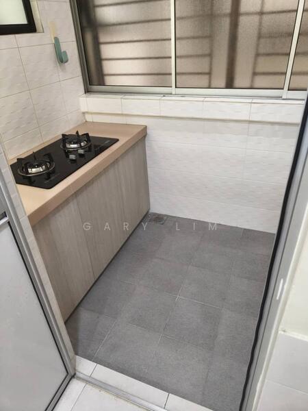 Service Residence for Sale at Serviced Residence @ Pelangi Damansara Sentral - Gary Lim - Kitchen - PropertyGuru.com.my