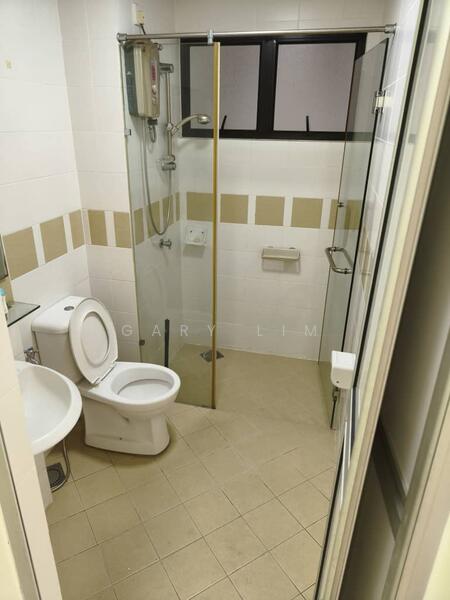 Service Residence for Sale at Serviced Residence @ Pelangi Damansara Sentral - Gary Lim - Bathroom - PropertyGuru.com.my