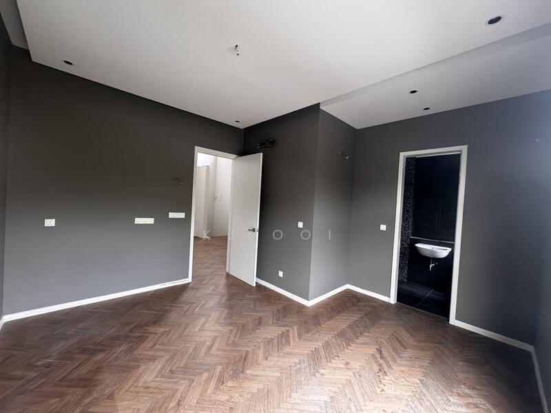 Zero-Lot Bungalow for Sale in Telok Panglima Garang (Selangor) - KJ Ooi - Bedroom - PropertyGuru.com.my