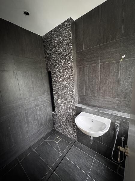 Tropicana Aman ‚Äì Dalia Residences untuk Untuk Dijual - RM 2,300,000, Mac 2026 - Bathroom - PropertyGuru.com.my